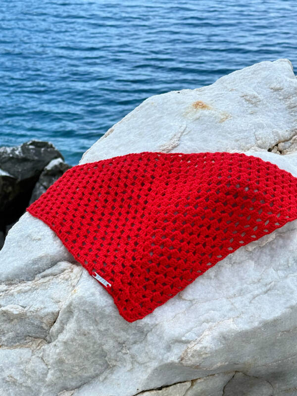 NÉMA Crochet Scarf – Poppy Red